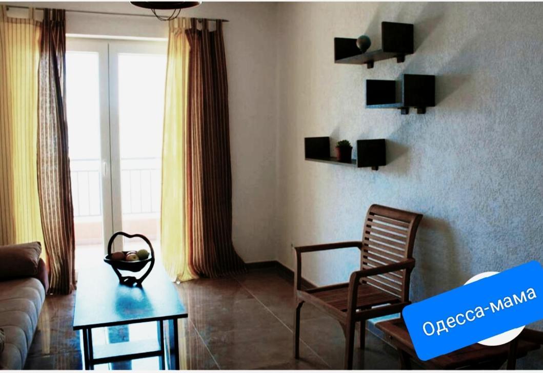 Odessa Mama Apartment Bijela Luaran gambar