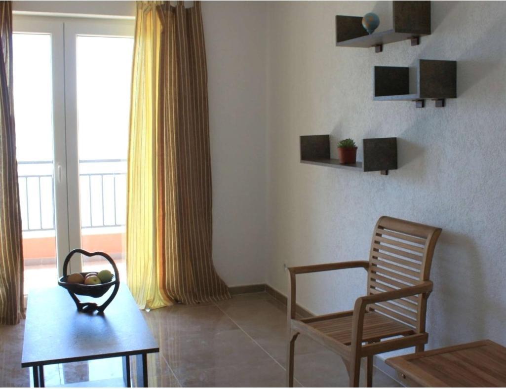 Odessa Mama Apartment Bijela Luaran gambar