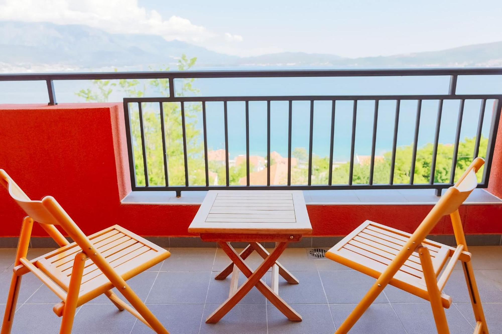 Odessa Mama Apartment Bijela Bilik gambar