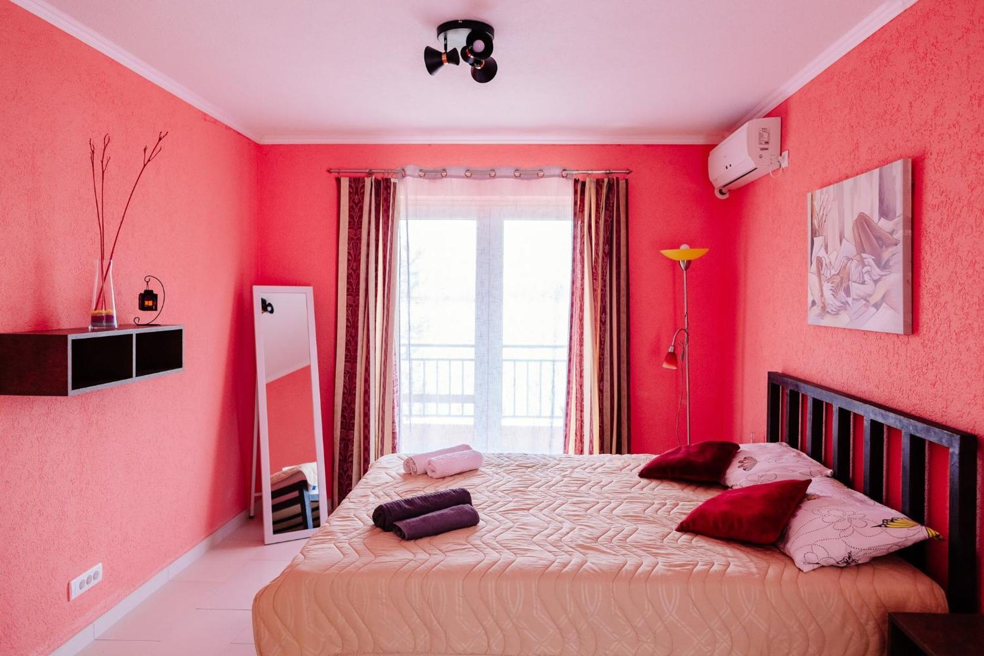 Odessa Mama Apartment Bijela Bilik gambar