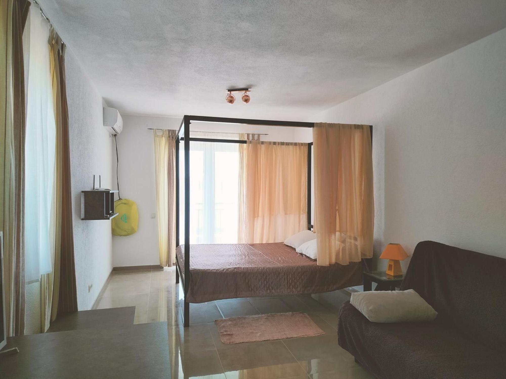 Odessa Mama Apartment Bijela Luaran gambar
