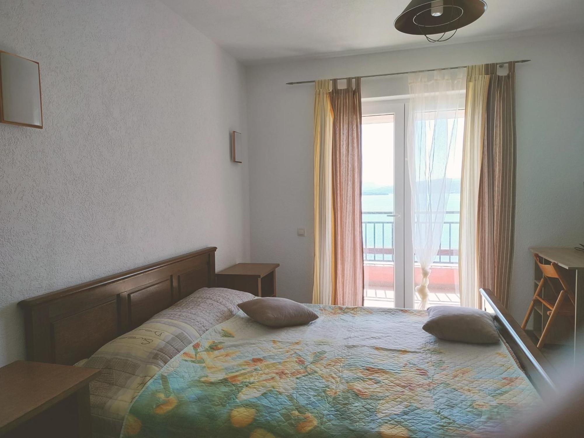 Odessa Mama Apartment Bijela Luaran gambar