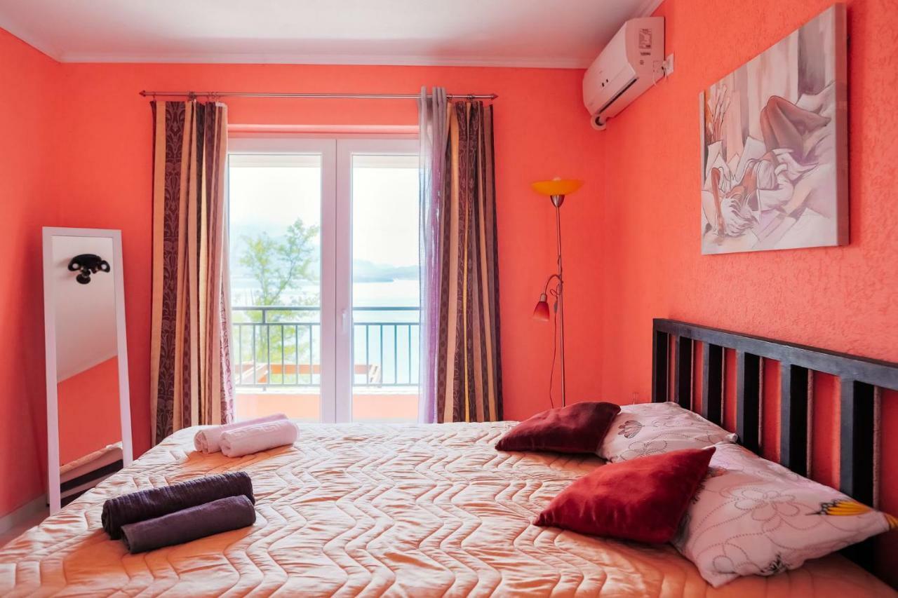 Odessa Mama Apartment Bijela Luaran gambar